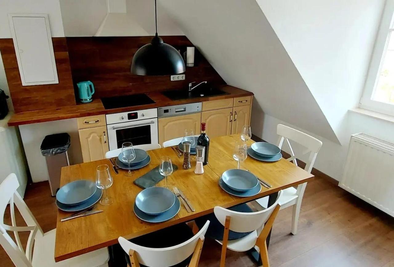 Hochwertige Ferienwohnung Direkt Am Wasser Mit Balkon Greifswald Exterior foto